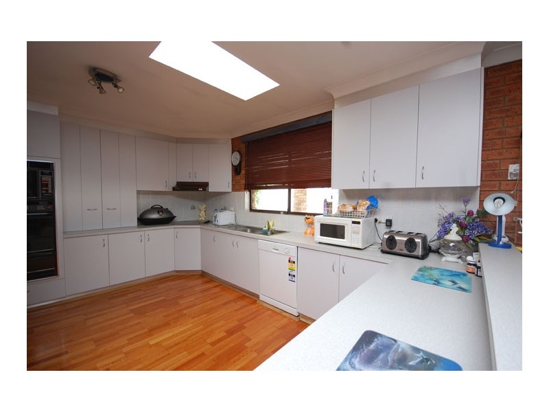 11 Crisp Dve, Wagga Wagga NSW 2650