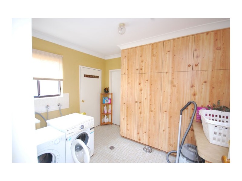 11 Crisp Dve, Wagga Wagga NSW 2650