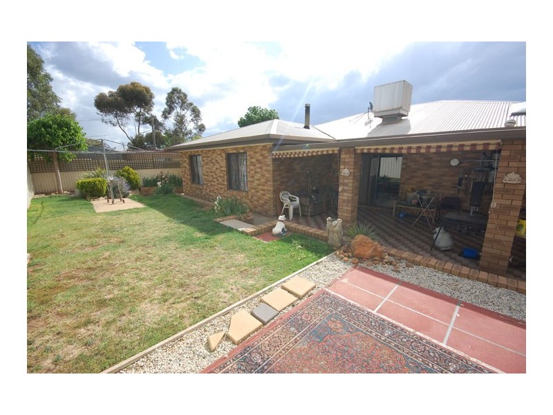 11 Crisp Dve, Wagga Wagga NSW 2650