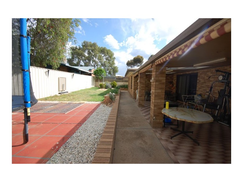 11 Crisp Dve, Wagga Wagga NSW 2650