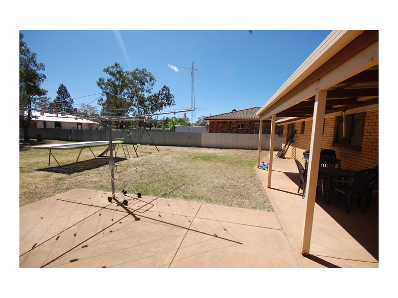 30 Moore St, Ganmain NSW 2702