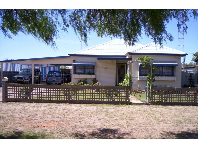 71 Brookong Street, Lockhart NSW 2656