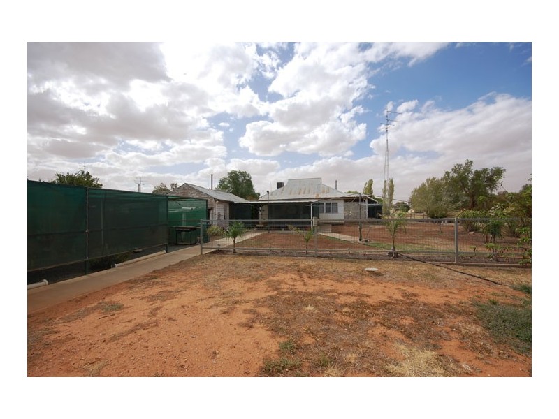 162 Green St, Lockhart NSW 2656