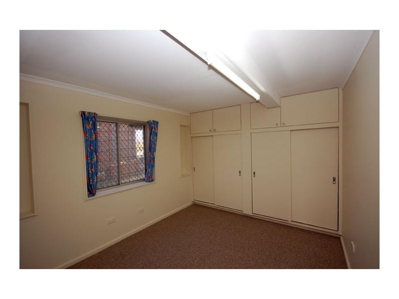 27 Copland St, Wagga Wagga NSW 2650