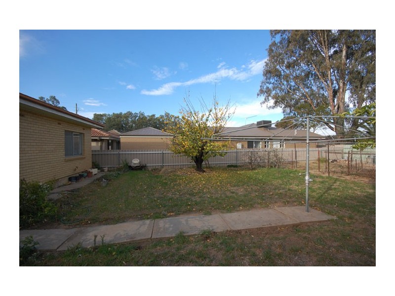 25 Day St, Wagga Wagga NSW 2650
