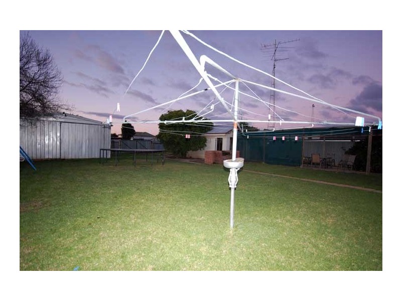 21 Green St, Lockhart NSW 2656