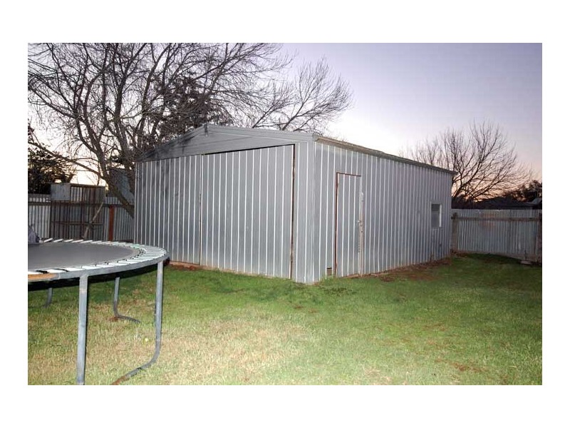 21 Green St, Lockhart NSW 2656