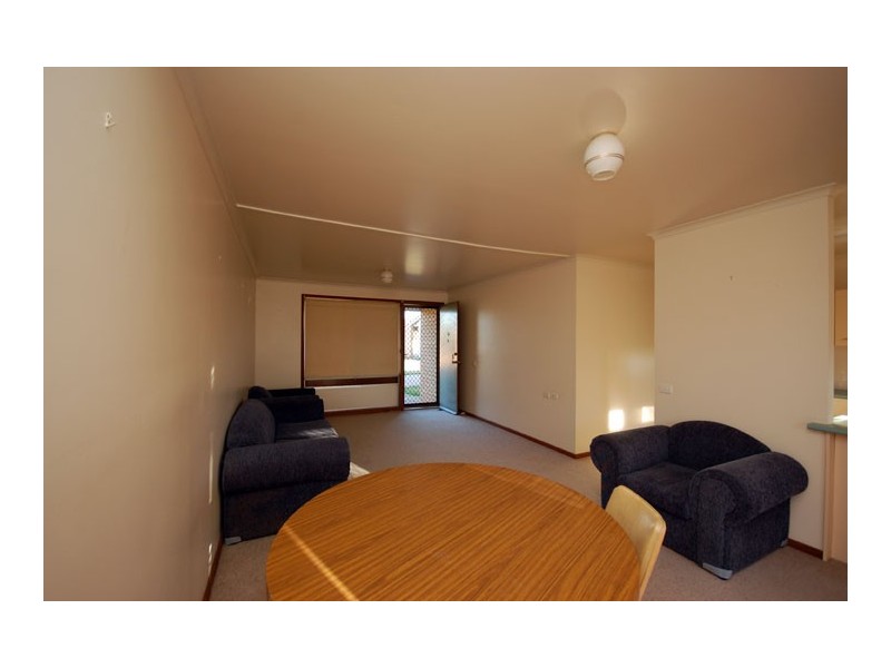 3/30-32 Hayes St, Lockhart NSW 2656