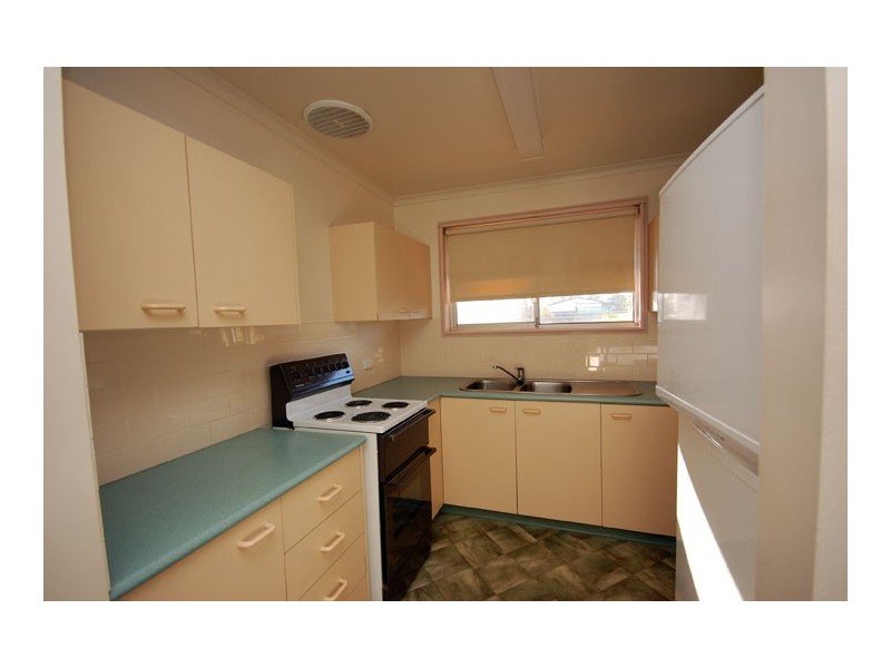 3/30-32 Hayes St, Lockhart NSW 2656