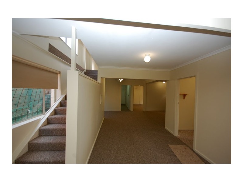 27 Copland St, Wagga Wagga NSW 2650