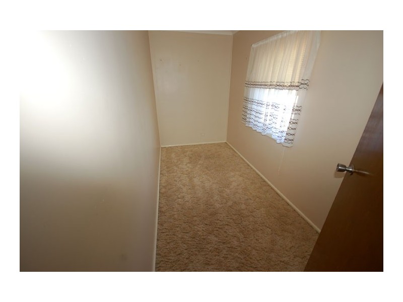 6 Orme St, Boree Creek NSW 2652