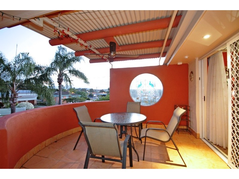 8 Algona Street, Labrador QLD 4215