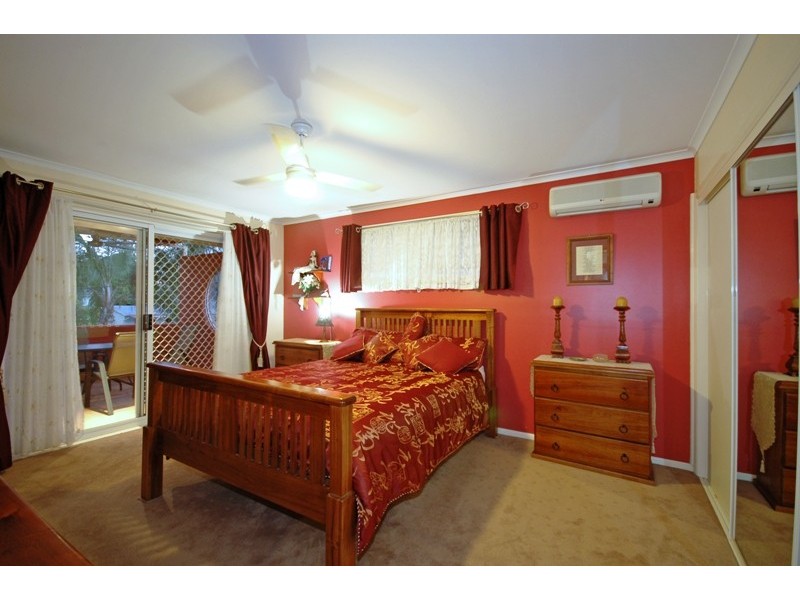 8 Algona Street, Labrador QLD 4215