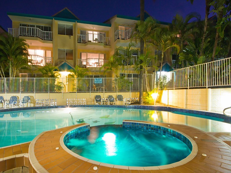 21/26 Monaco Street, Surfers Paradise QLD 4217