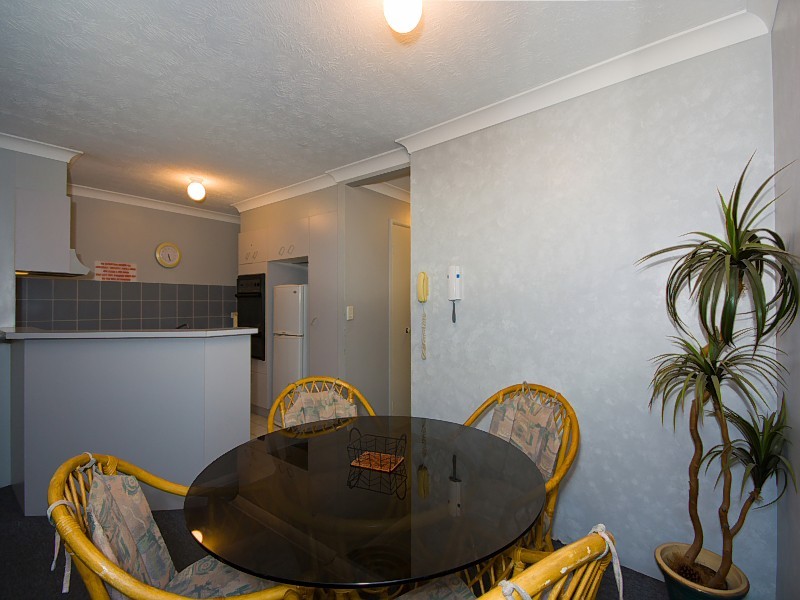 21/26 Monaco Street, Surfers Paradise QLD 4217