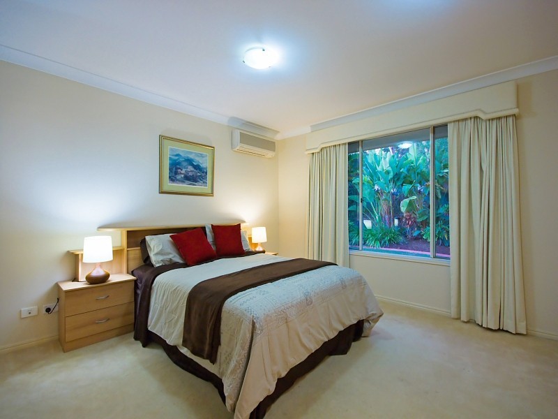 123 Arun Drive, Arundel QLD 4214
