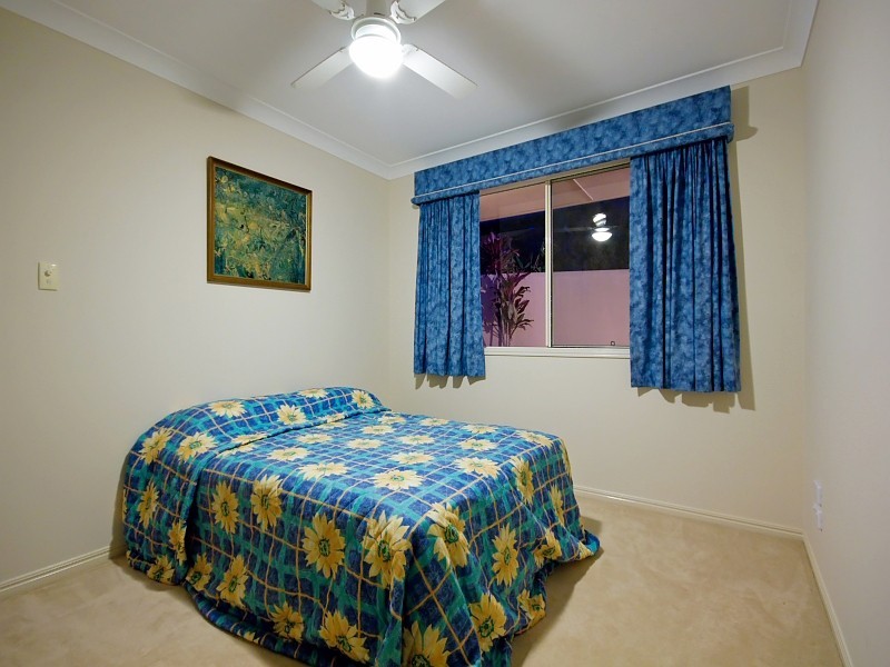 123 Arun Drive, Arundel QLD 4214