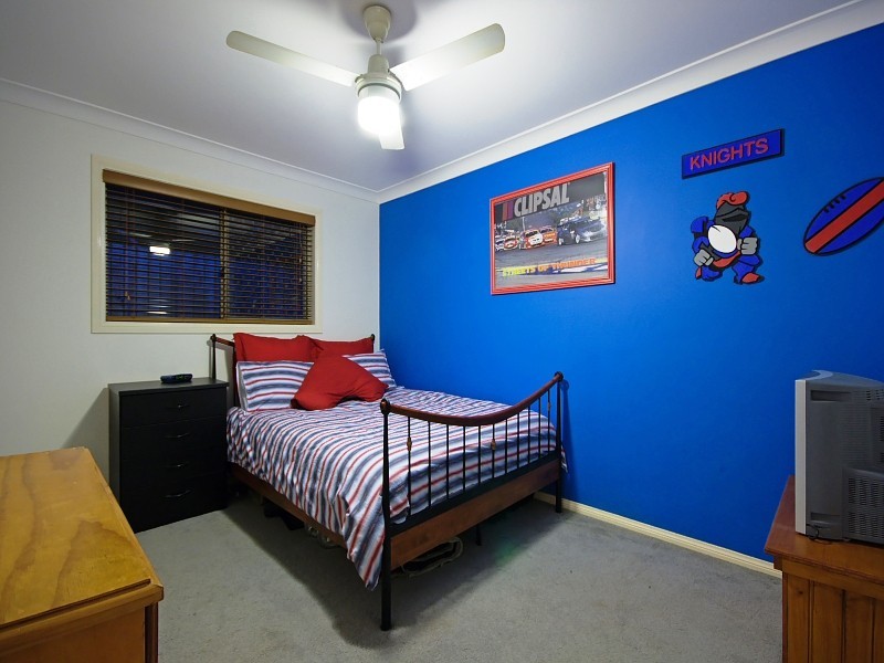 21 Clubhouse Drive, Arundel QLD 4214