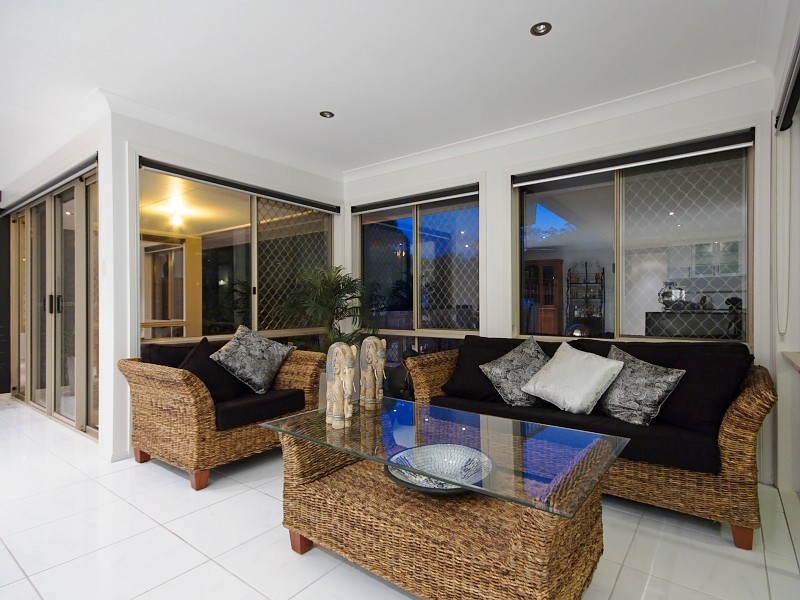21 Clubhouse Drive, Arundel QLD 4214