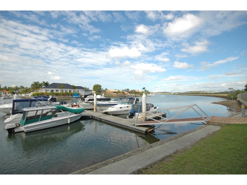 37/82-86 Limetree Parade, Runaway Bay QLD 4216