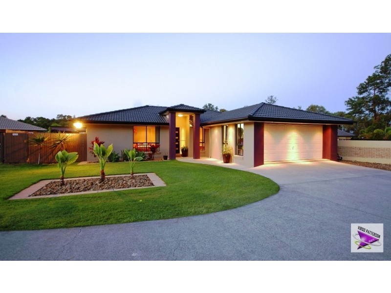2/106 Glade Drive, Gaven QLD 4211