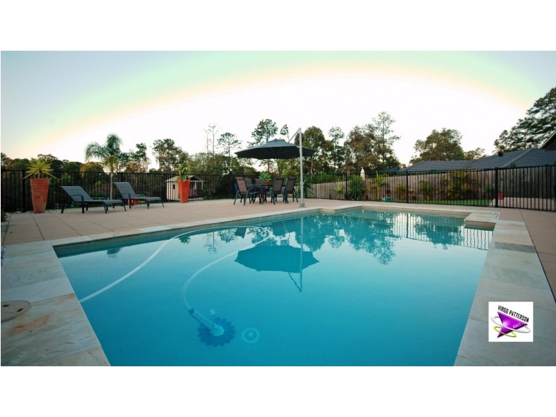 2/106 Glade Drive, Gaven QLD 4211