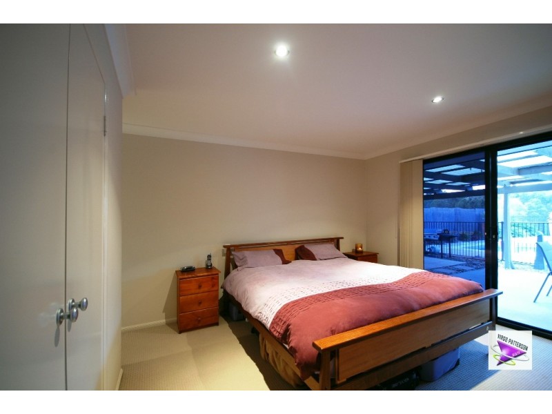 2/106 Glade Drive, Gaven QLD 4211