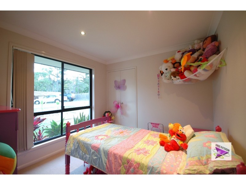 2/106 Glade Drive, Gaven QLD 4211