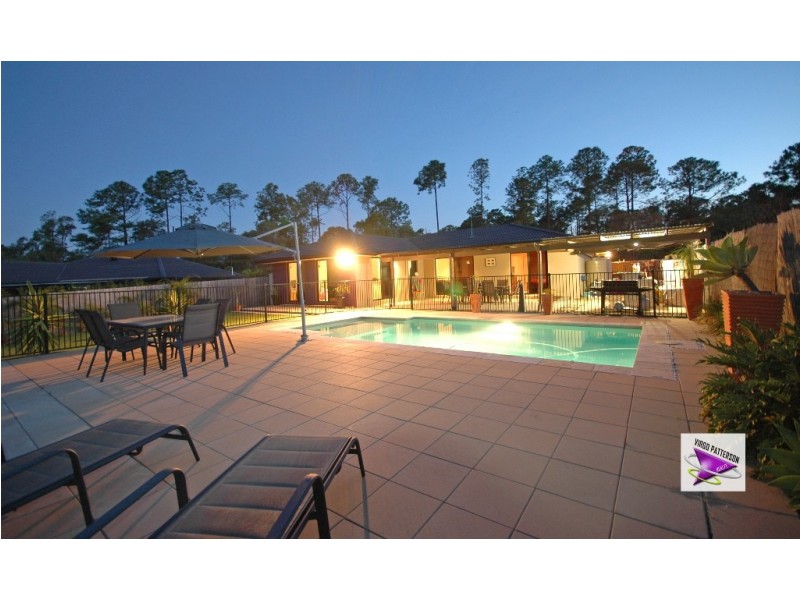 2/106 Glade Drive, Gaven QLD 4211