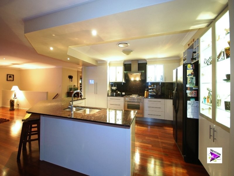 59 Crystal Creek Rd, Willow Vale QLD 4209