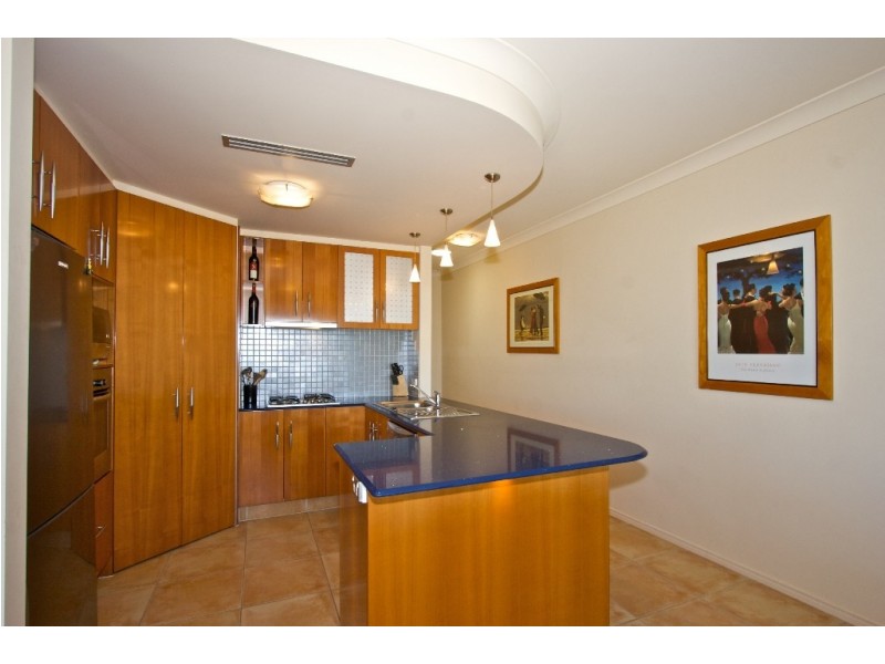 2056/1 The Vistas Drive, Carrara QLD 4211