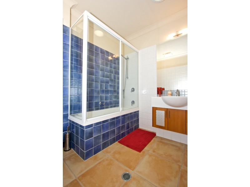 2056/1 The Vistas Drive, Carrara QLD 4211