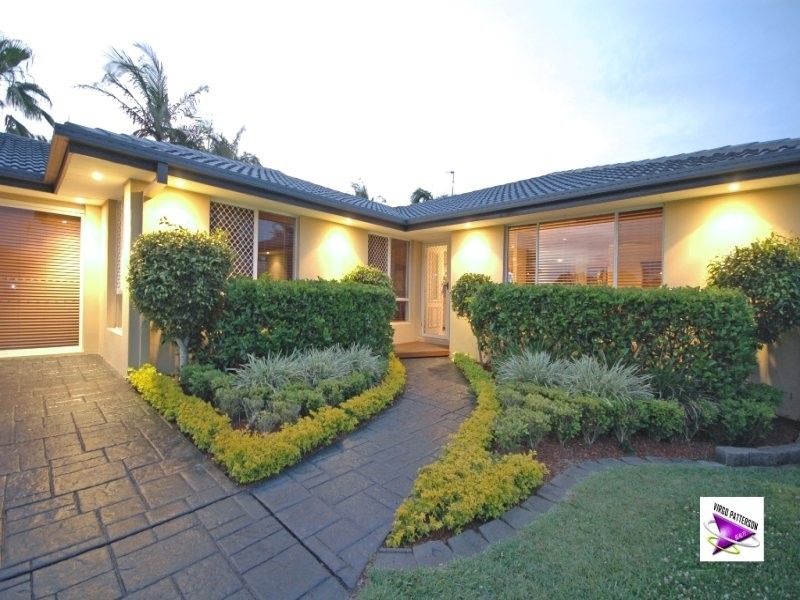 3 Collingwood Court, Arundel QLD 4214