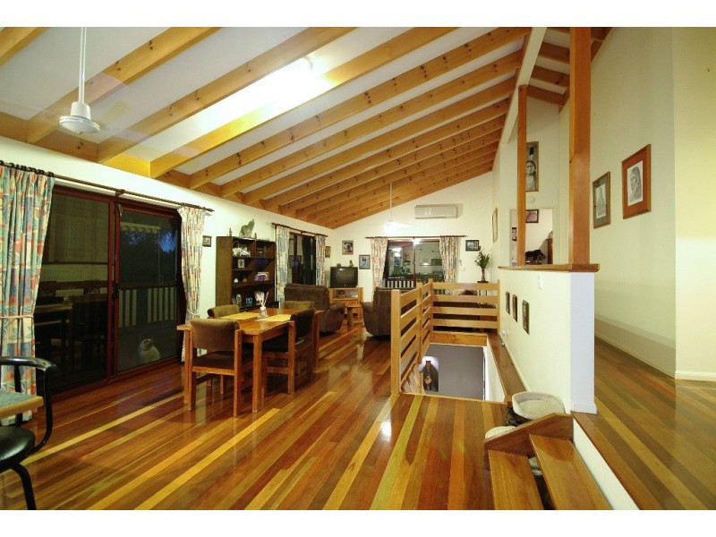 7 Stanhope Court, Worongary QLD 4213