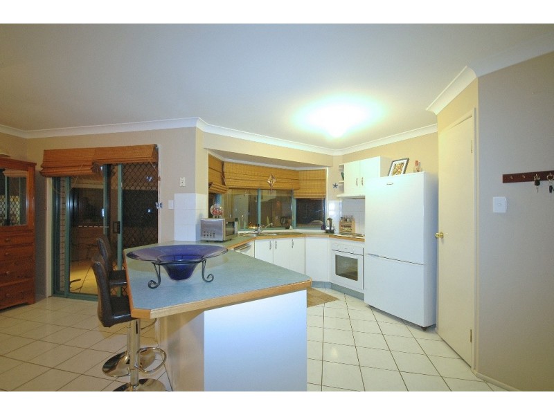 4 Chatham Avenue, Pacific Pines QLD 4211