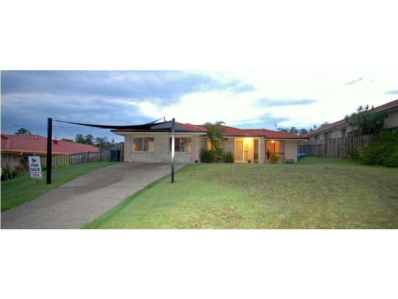 4 Chatham Avenue, Pacific Pines QLD 4211