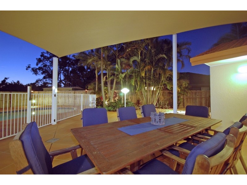 4 Lamb Street, Broadbeach Waters QLD 4218