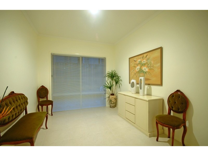 16 Greendragon Crescent, Upper Coomera QLD 4209