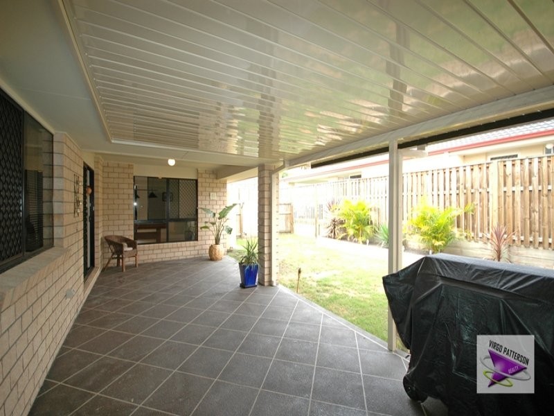 24 Wellers Street, Pacific Pines QLD 4211