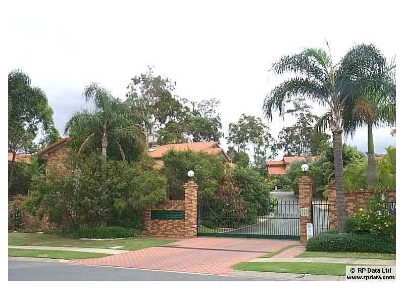 26/8 Doyalson, Helensvale QLD 4212