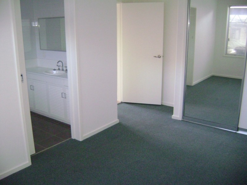 3/15 Well Street, Morwell VIC 3840