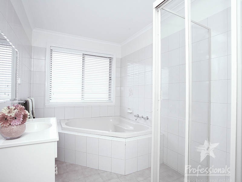 20 Kallara crescent,, Narre Warren VIC 3805