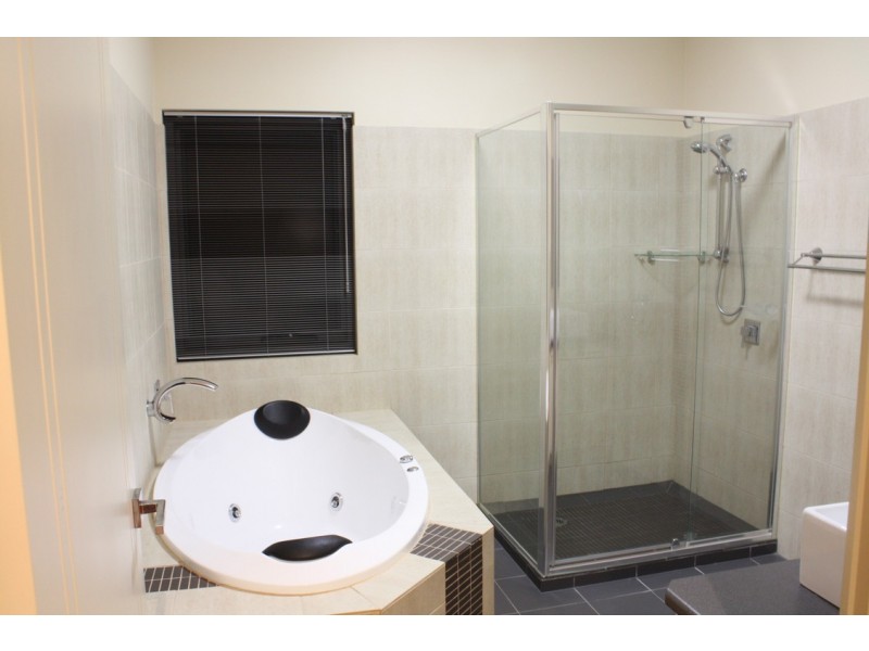 33 Soldiers Rd,, Berwick VIC 3806