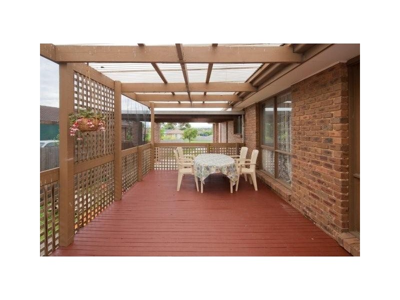 15 Wallowa Crescent, Narre Warren VIC 3805