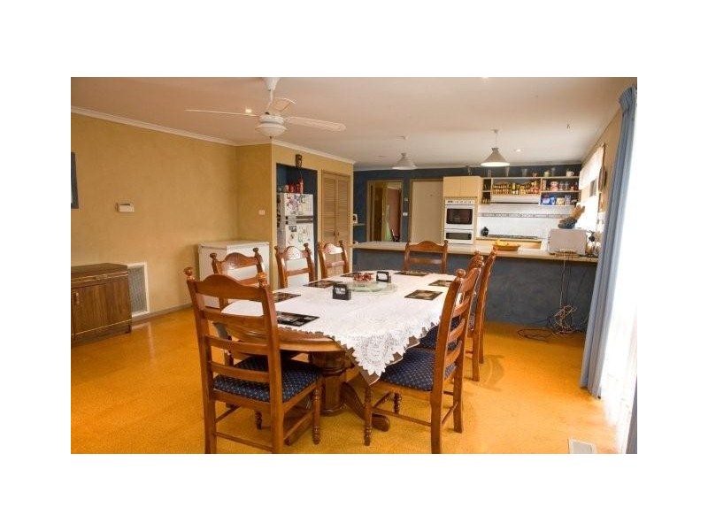 15 Wallowa Crescent, Narre Warren VIC 3805