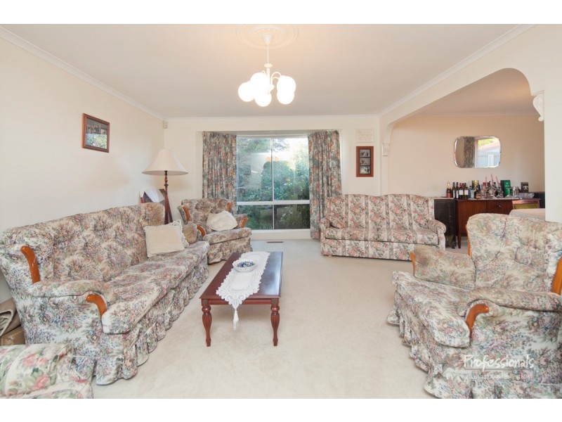 6 Dion Court, Narre Warren VIC 3805