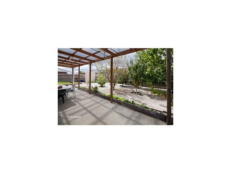 12 Blake Street, Berwick VIC 3806