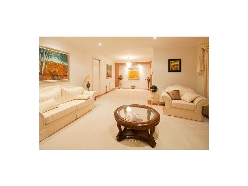 91 Crawley Road, Narre Warren North VIC 3804