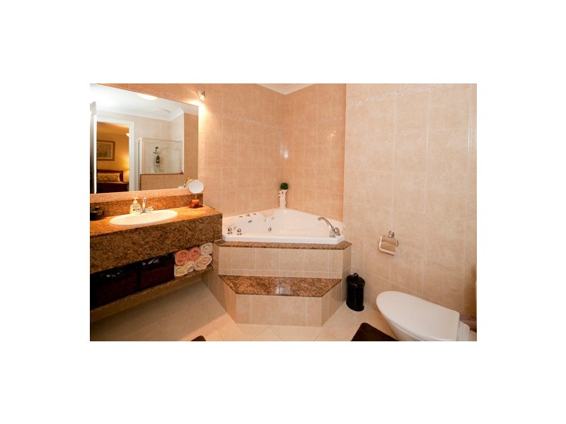 91 Crawley Road, Narre Warren North VIC 3804