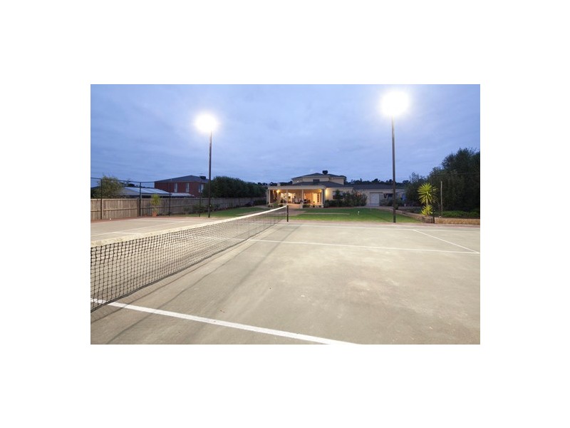 91 Crawley Road, Narre Warren North VIC 3804